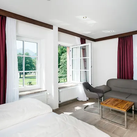 מלון Haus Gabriel 4*