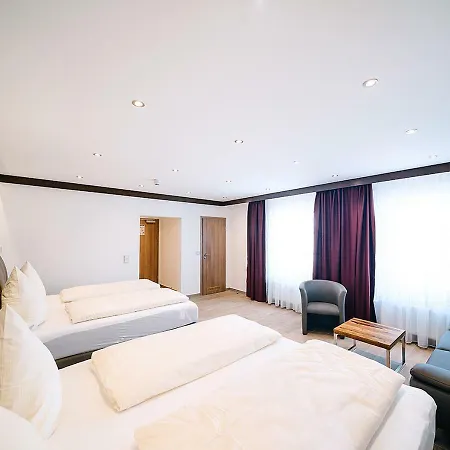 מלון Haus Gabriel